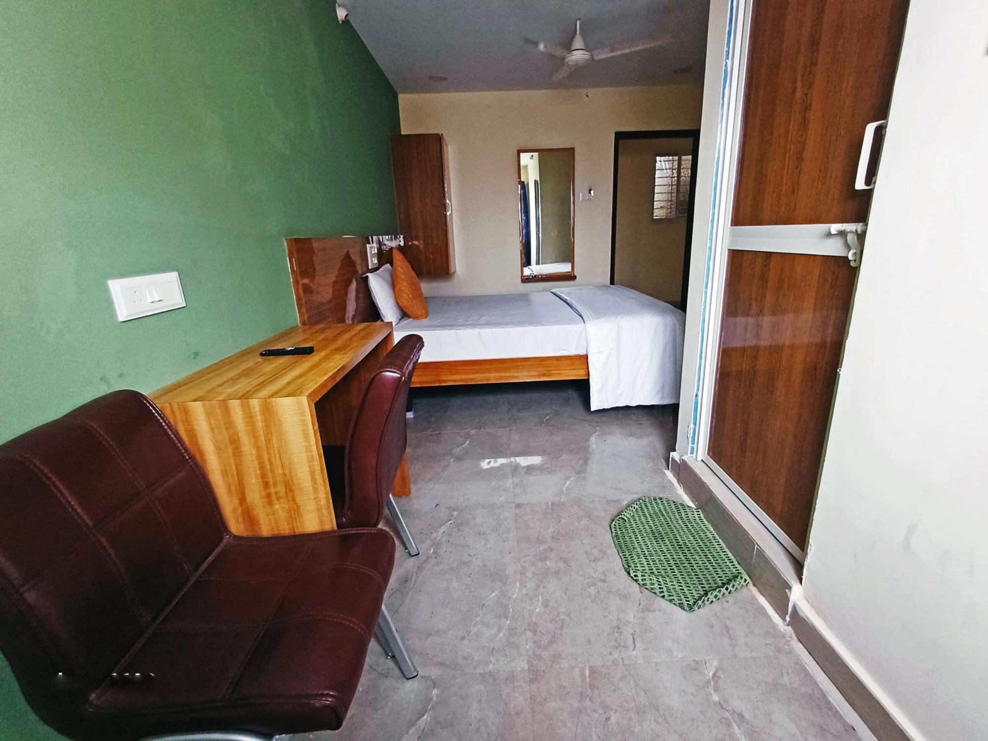 Udupi Deluxe Lodge Gulbarga Kalaburagi Dış mekan fotoğraf