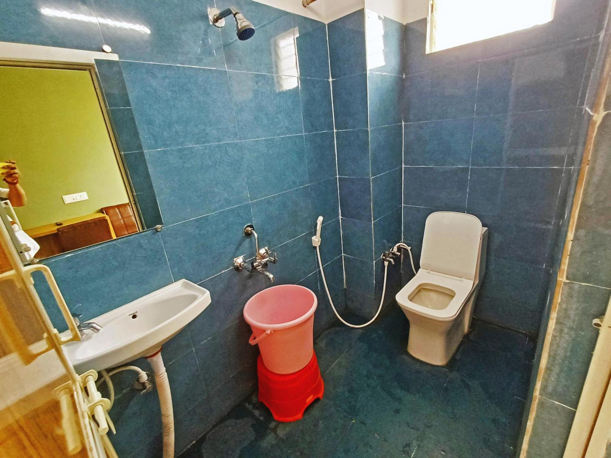 Udupi Deluxe Lodge Gulbarga Kalaburagi Dış mekan fotoğraf